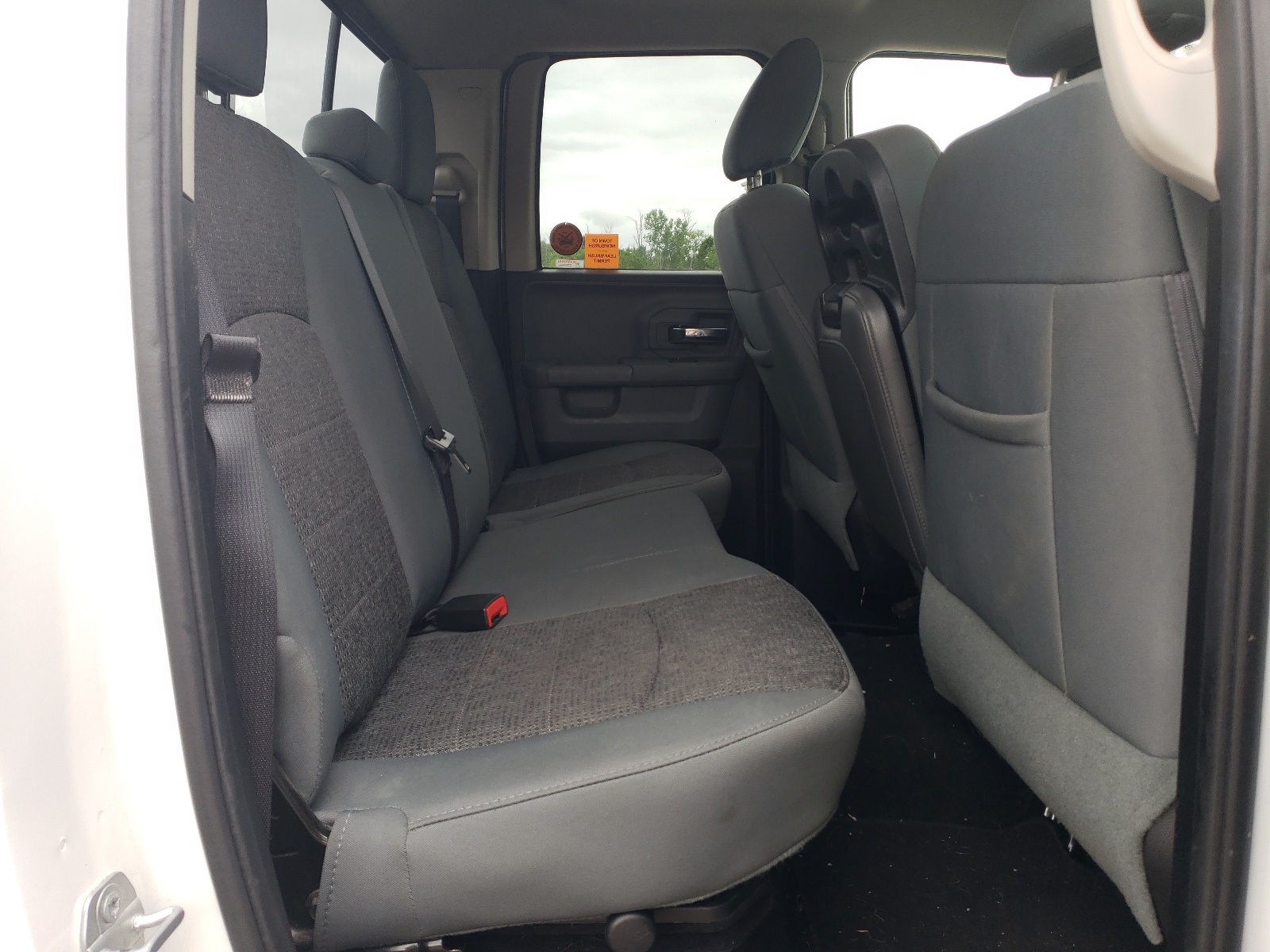 1C6RR7GT9GS245696 2016 Ram 1500 Slt