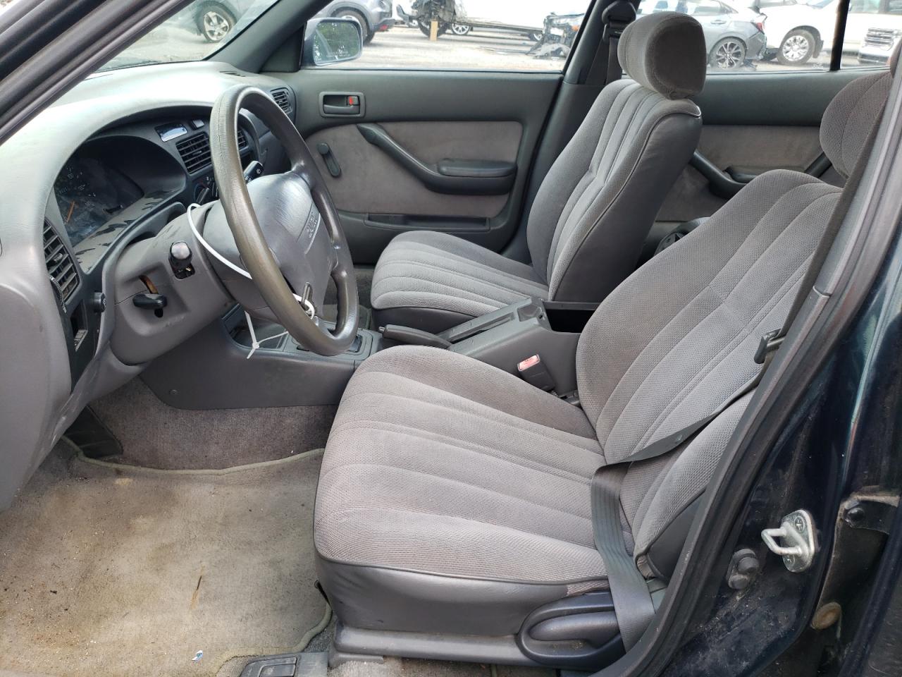 1992 Toyota Camry Dlx VIN: 4T1SK11E6NU151844 Lot: 62657604