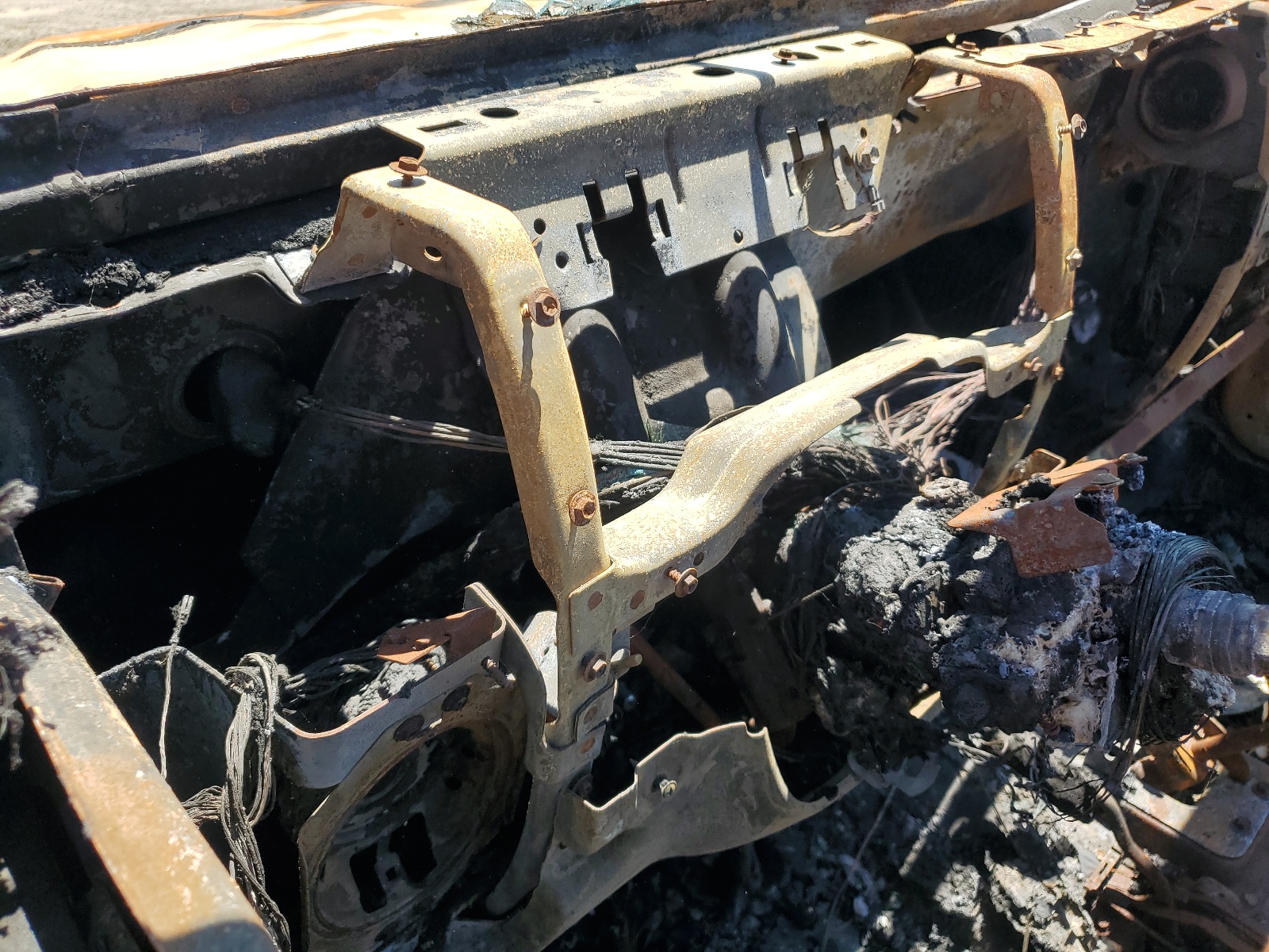 1J4FA59S5YP722442 2000 Jeep Wrangler / Tj Sahara