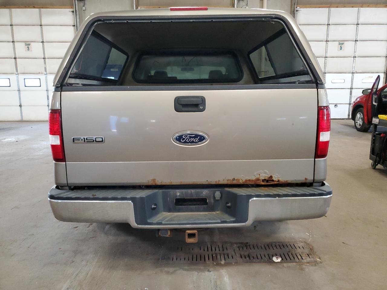 2005 Ford F150 VIN: 1FTRX12W45NA05299 Lot: 64458524