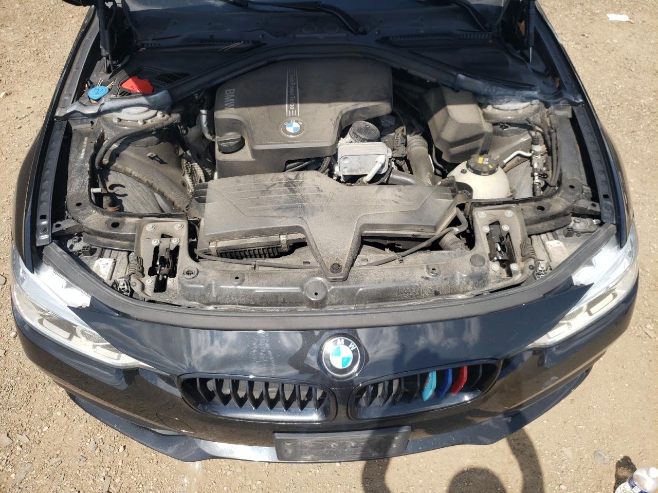 WBA8E5G52JNU47661 2018 BMW 320 Xi