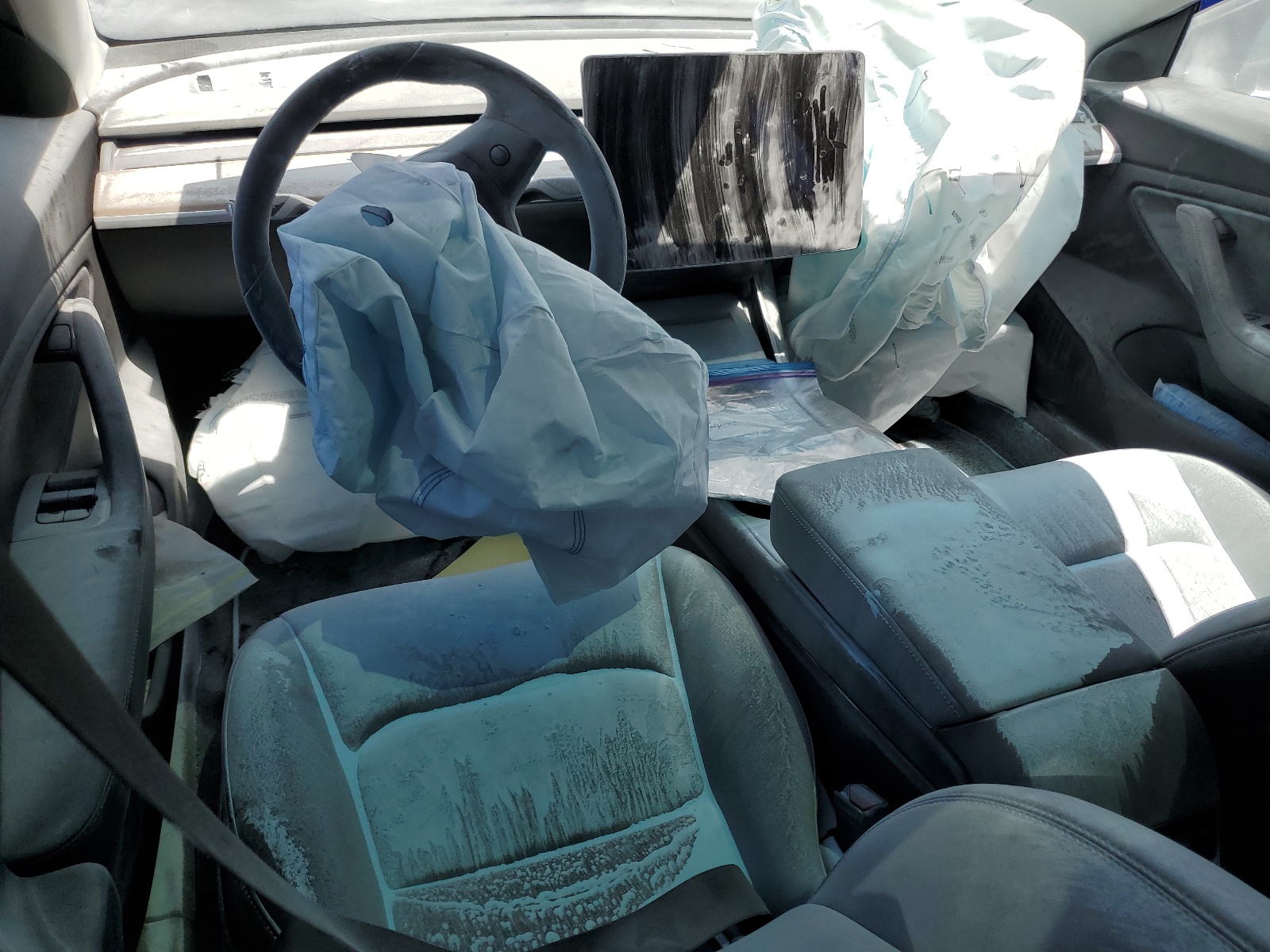 5YJ3E1EA0KF412817 2019 Tesla Model 3