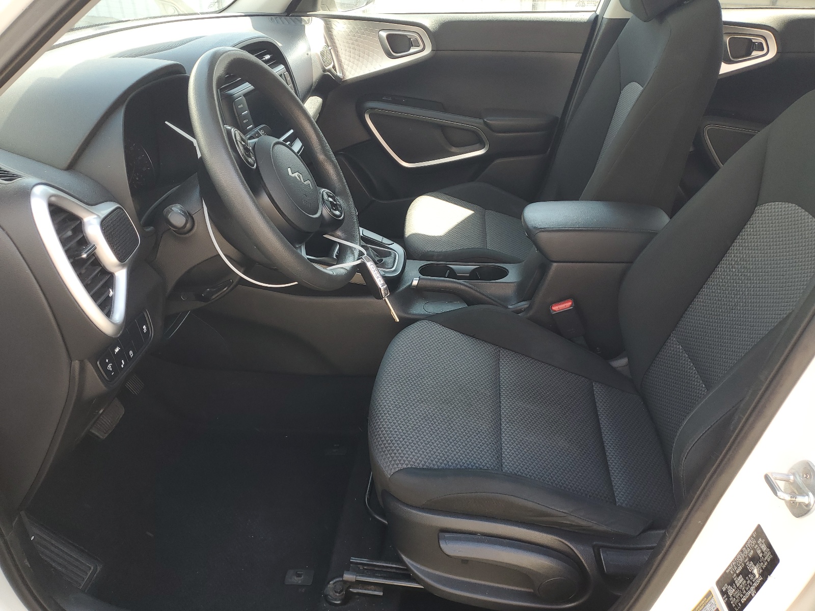 KNDJ23AU0N7815041 2022 Kia Soul Lx