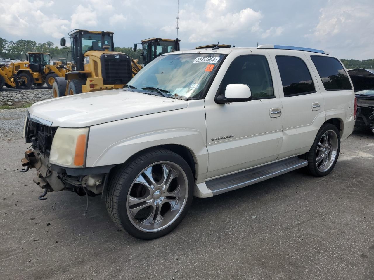 2005 Cadillac Escalade - Image 1