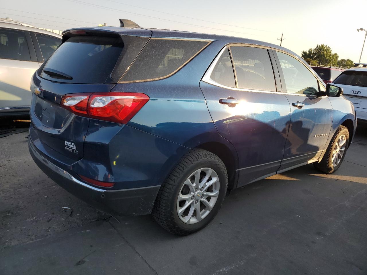 VIN 2GNAXUEV9L6144788 2020 CHEVROLET EQUINOX no.3