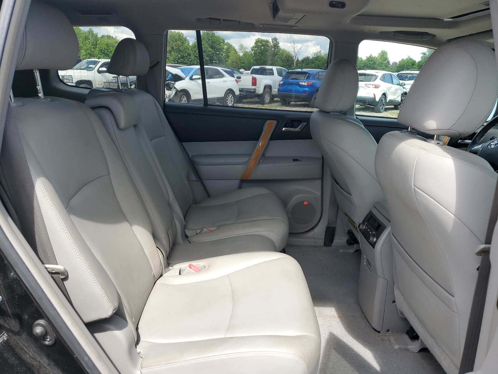 JTEEW44A582015670 2008 Toyota Highlander Hybrid Limited