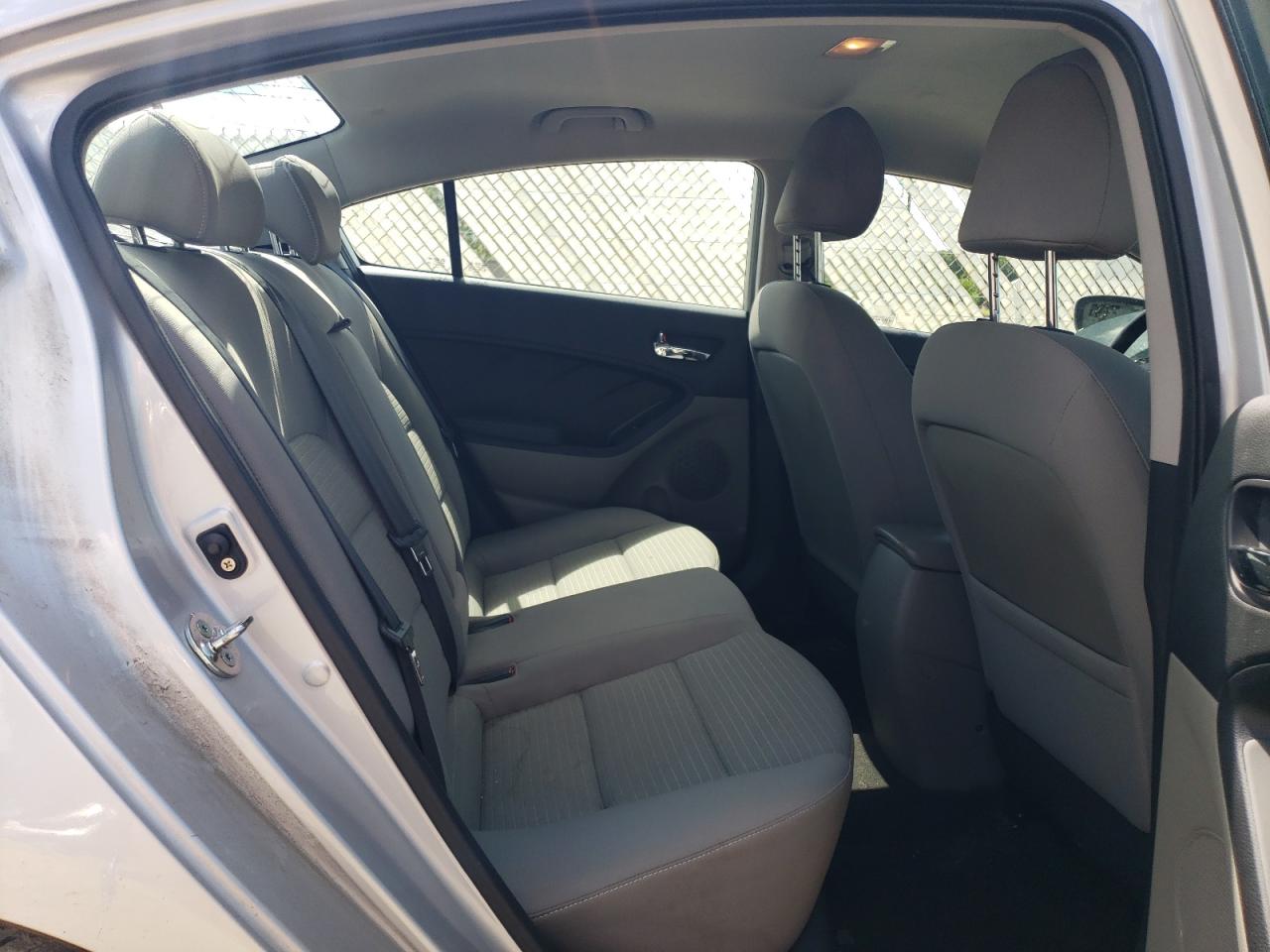 2015 Kia Forte Lx VIN: KNAFX4A64F5428355 Lot: 61421854