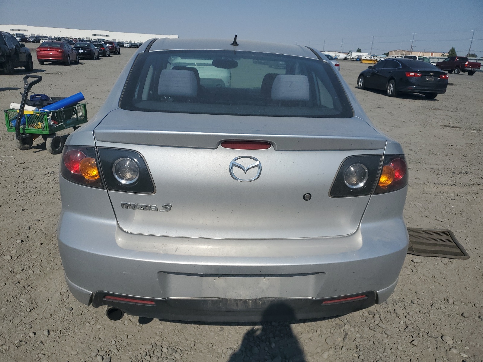 JM1BK323X41183211 2004 Mazda 3 S