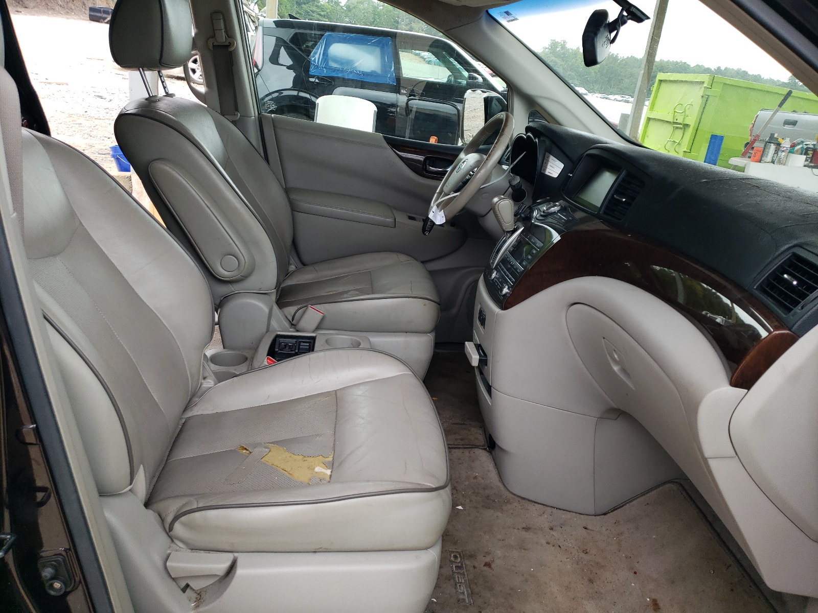 JN8AE2KP9B9000173 2011 Nissan Quest S