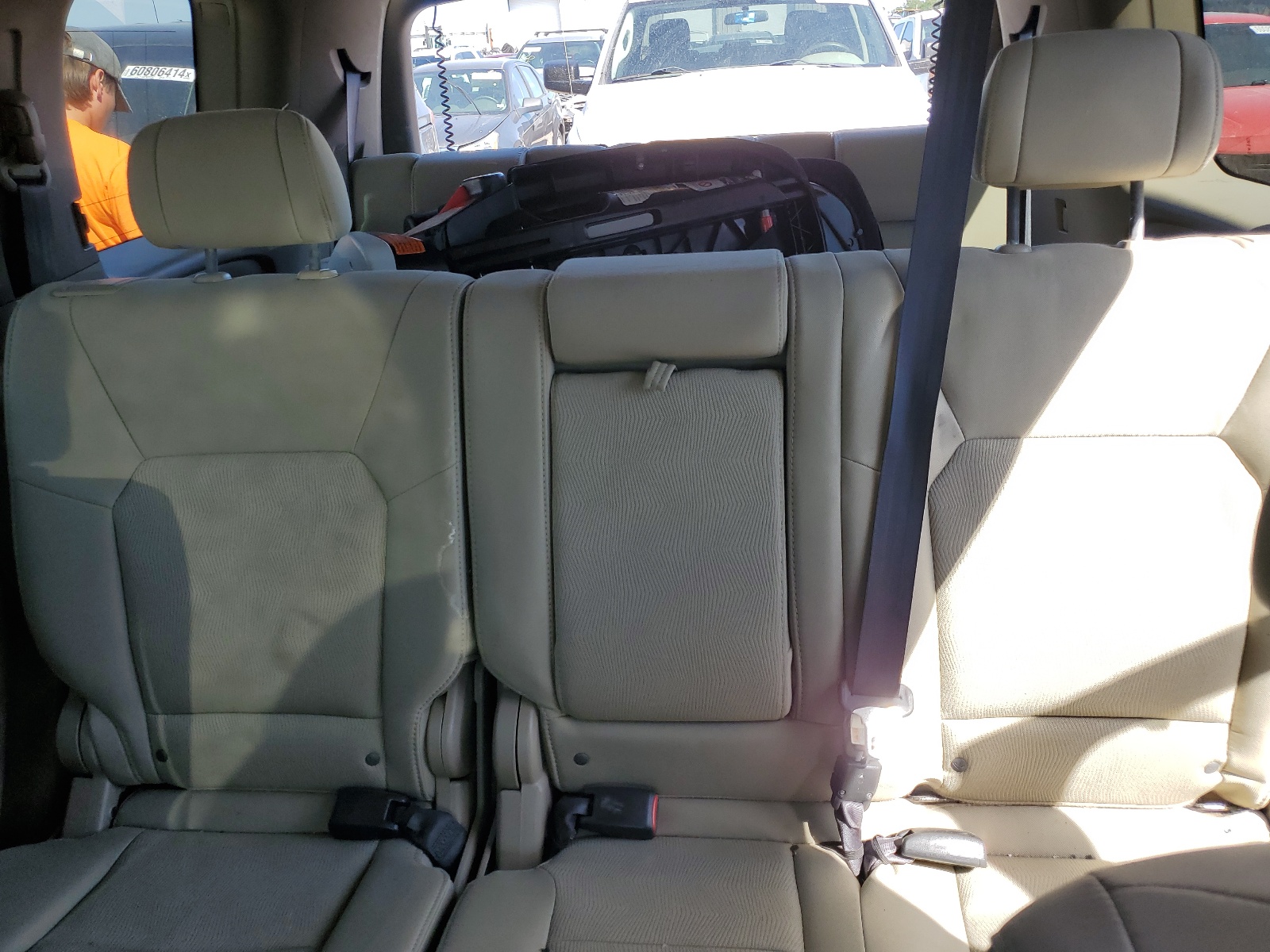 5FNYF3H2XAB018792 2010 Honda Pilot Lx