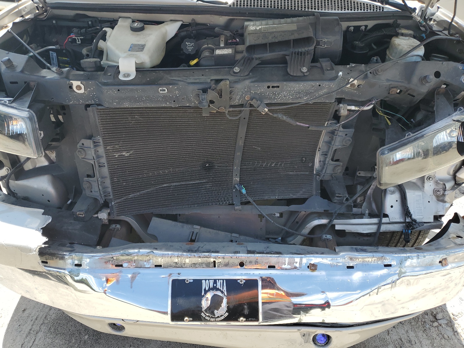 1GBUGEB40A1118270 2010 Chevrolet Express G1500 4Lt