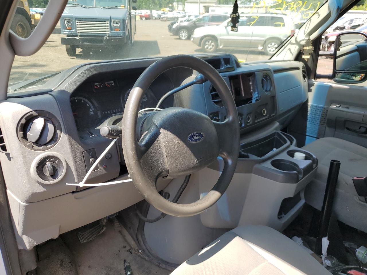 2011 Ford Econoline E350 Super Duty Cutaway Van VIN: 1FDSE3FL8BDA16824 Lot: 64806574