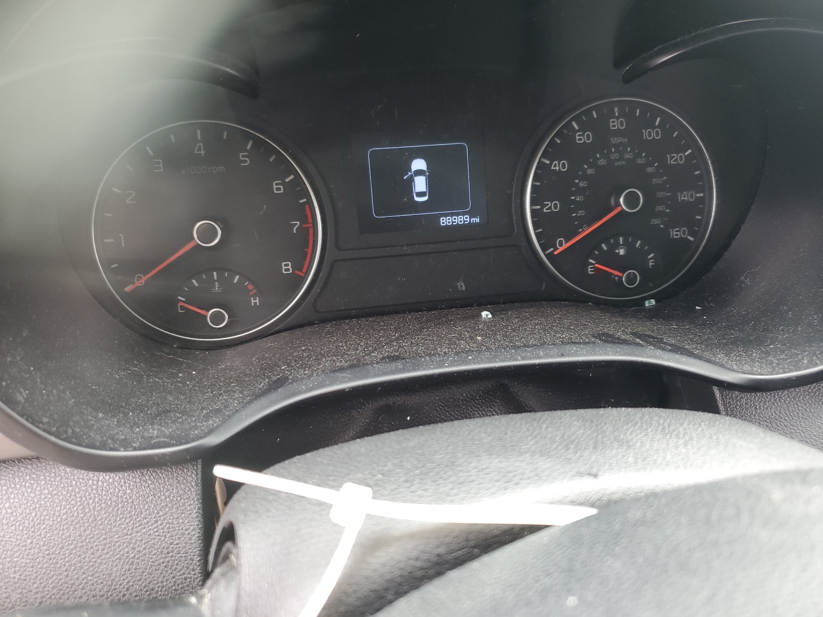 5XXGT4L3XJG230891 2018 Kia Optima Lx