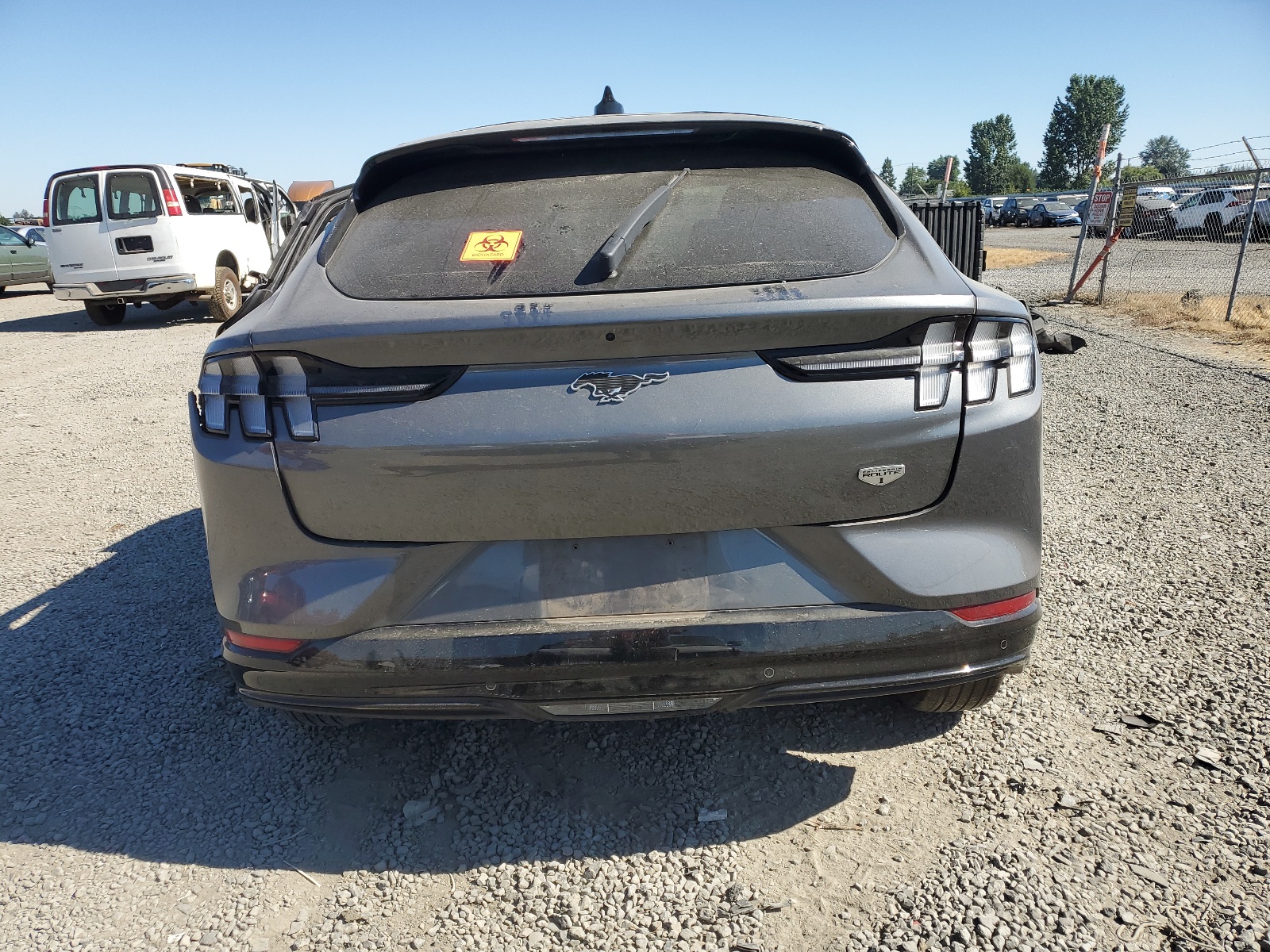 3FMTK2R73MMA41577 2021 Ford Mustang Mach-E California Route 1