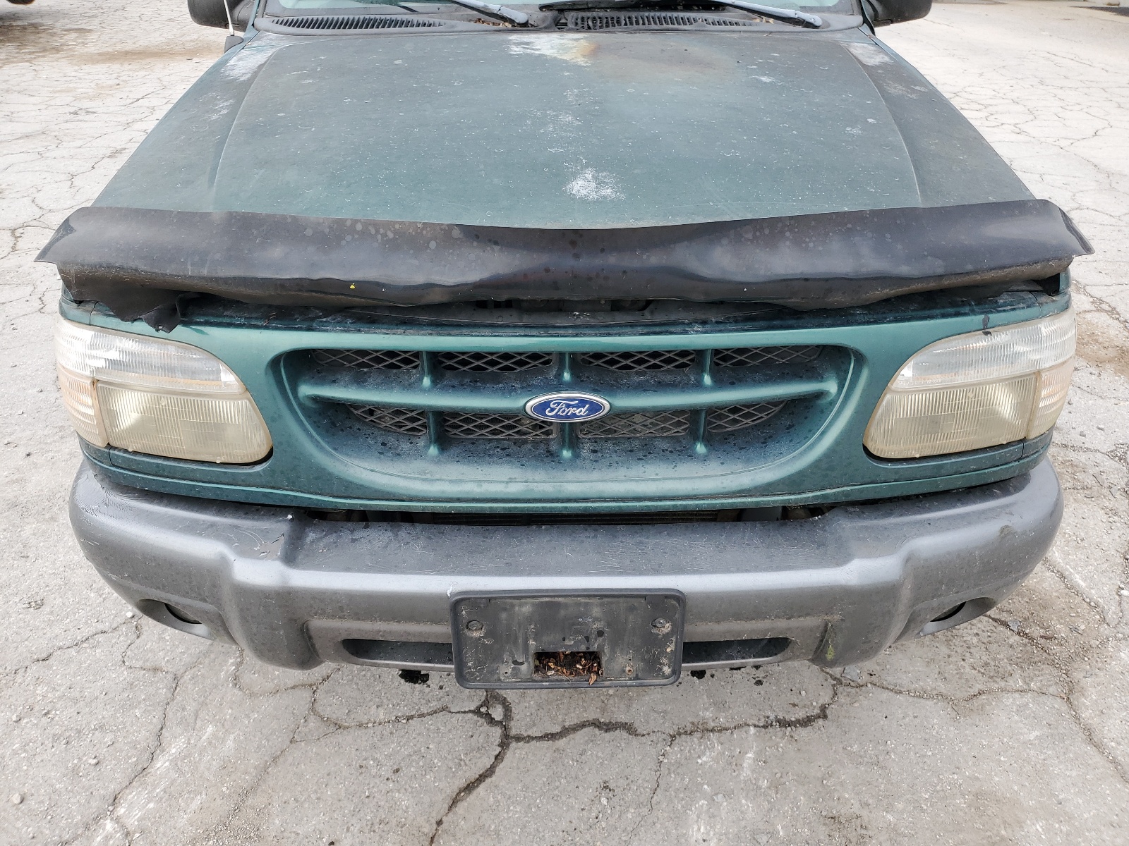 1FMZU24E0XUA39375 1999 Ford Explorer