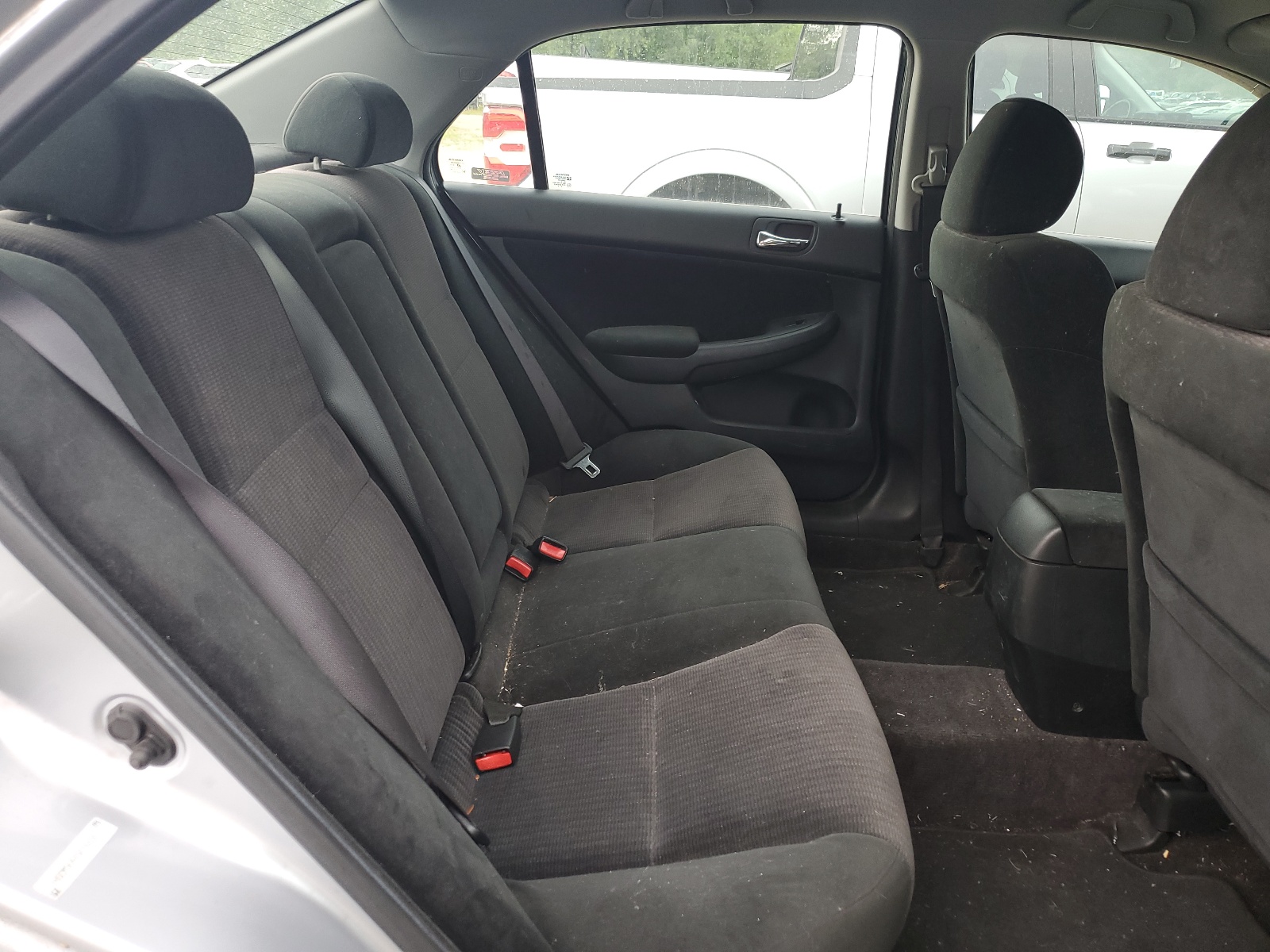 1HGCM56445A166565 2005 Honda Accord Lx