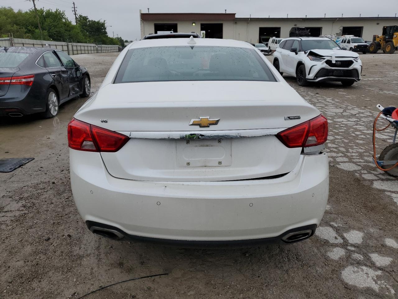 2G1145S3XH9103028 2017 Chevrolet Impala Premier