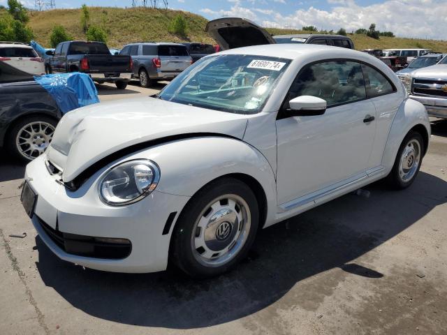  VOLKSWAGEN BEETLE 2015 Белый