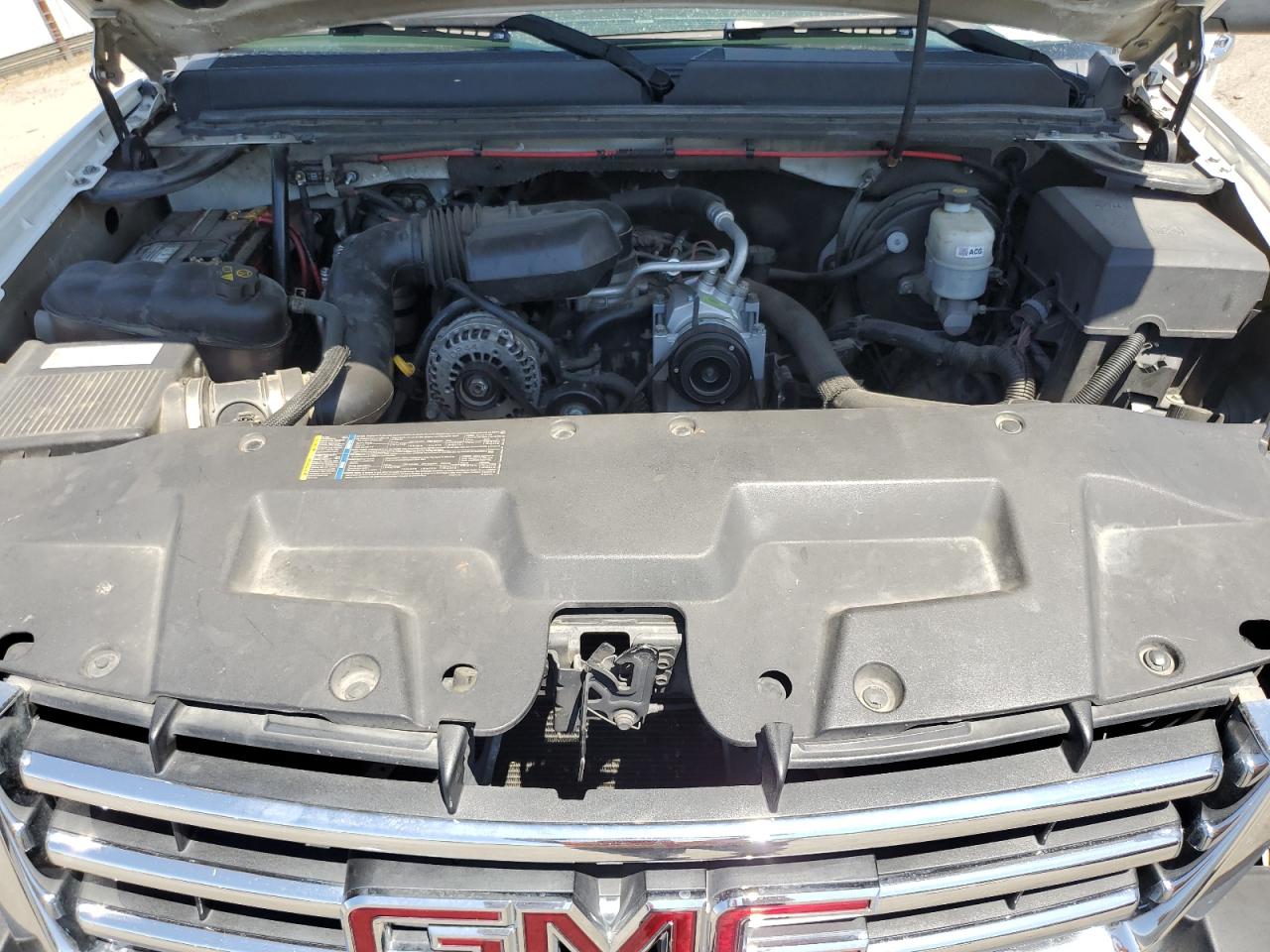 2008 GMC Sierra C1500 VIN: 1GTEC14X88Z142985 Lot: 63897044