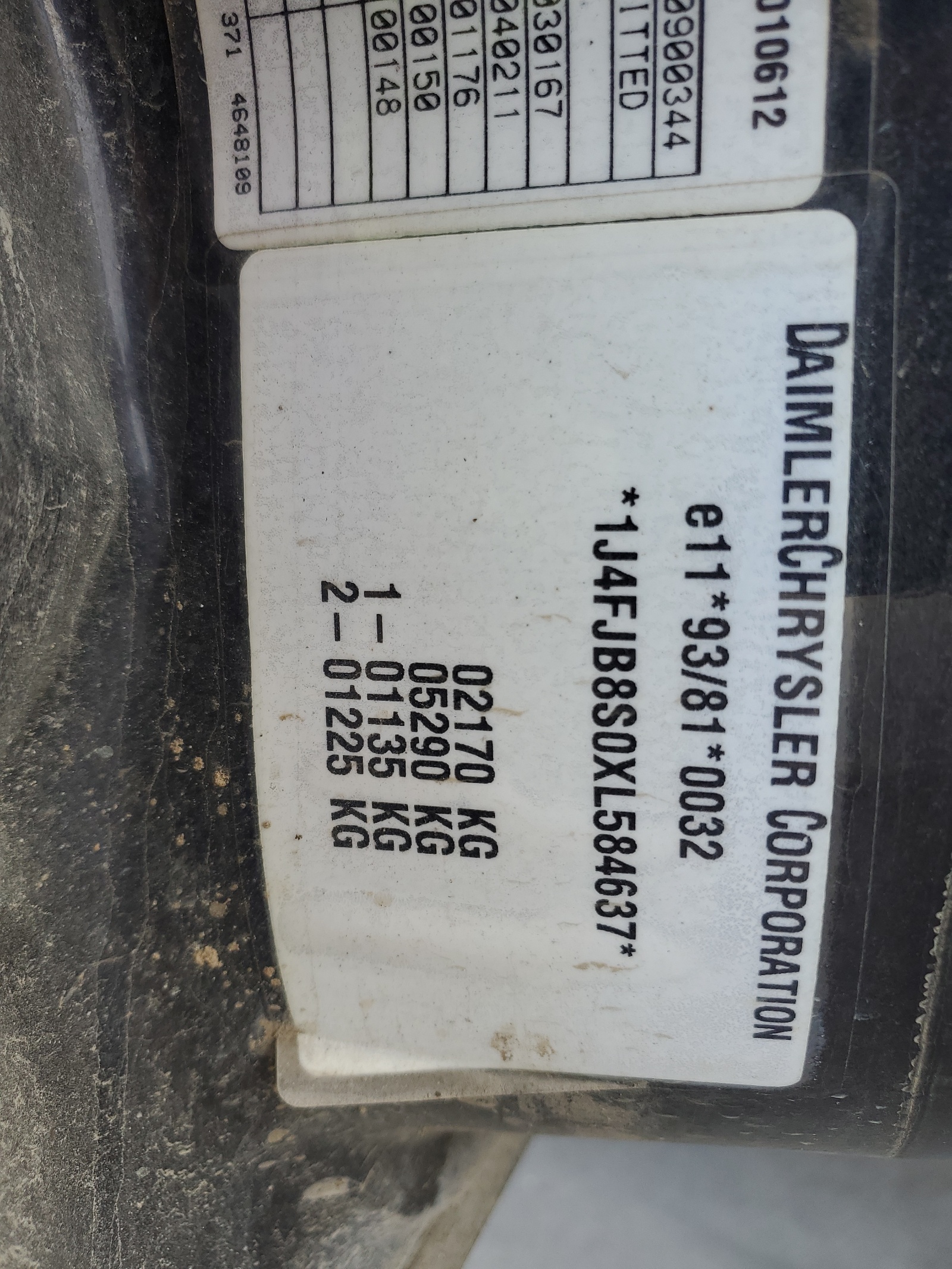 1J4FJB8S0XL584637 1999 Jeep Cheerokee