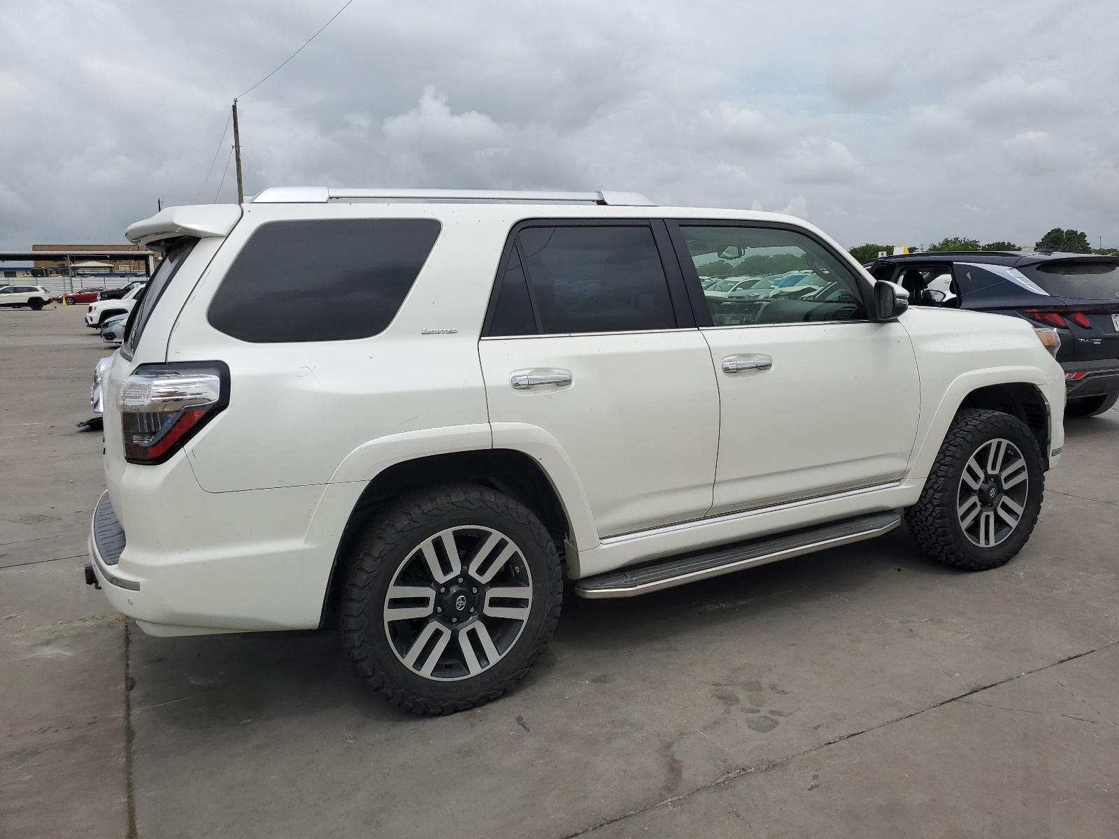 JTEZU5JR6H5172372 2017 Toyota 4Runner Sr5