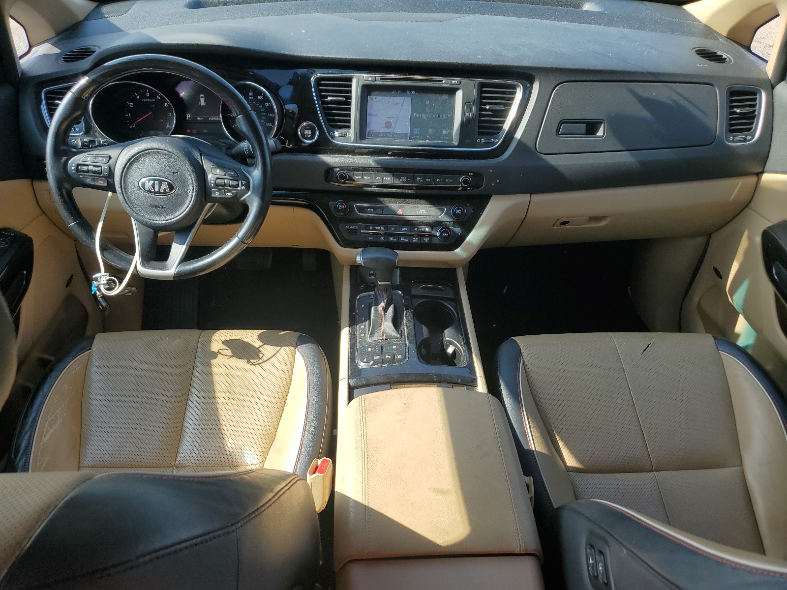 KNDME5C14J6367731 2018 Kia Sedona Sxl