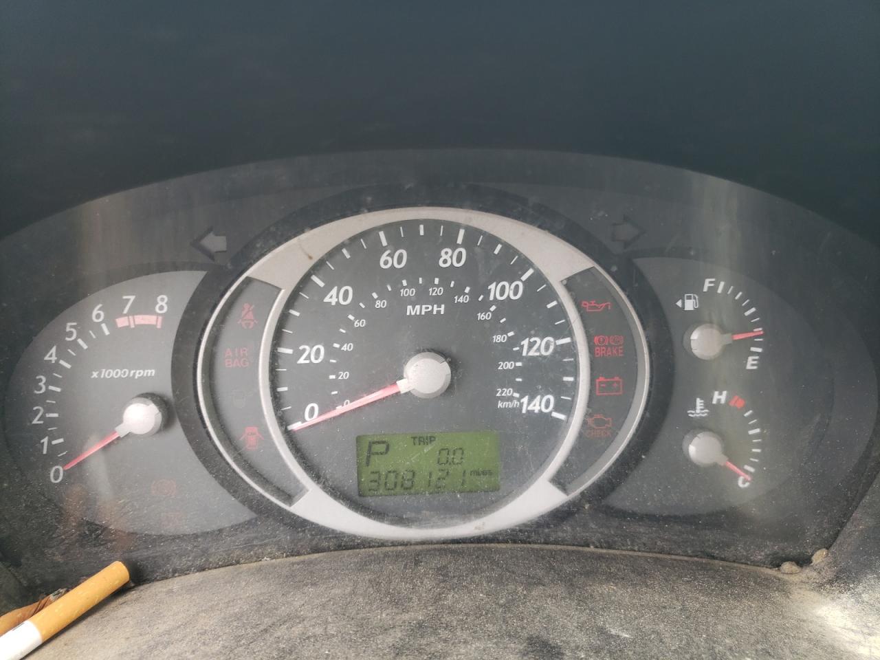 2005 Hyundai Tucson Gl VIN: KM8JM12B95U104754 Lot: 64572404