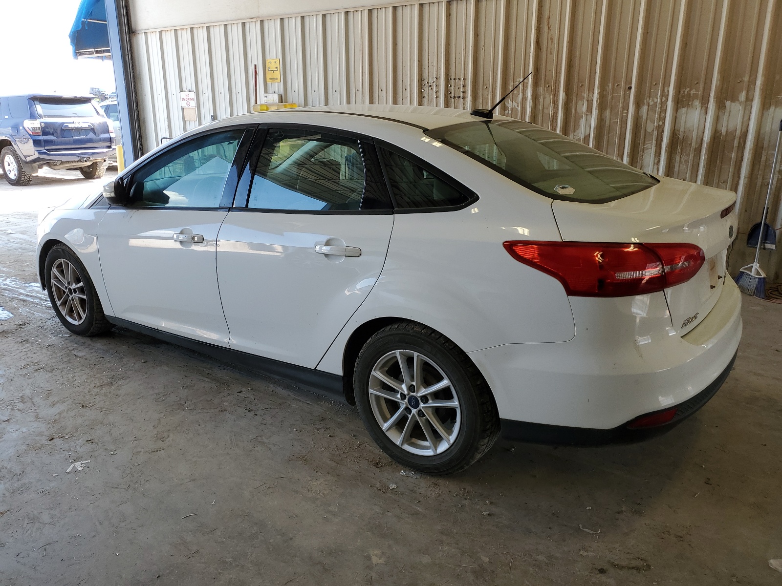 2015 Ford Focus Se vin: 1FADP3F26FL325532