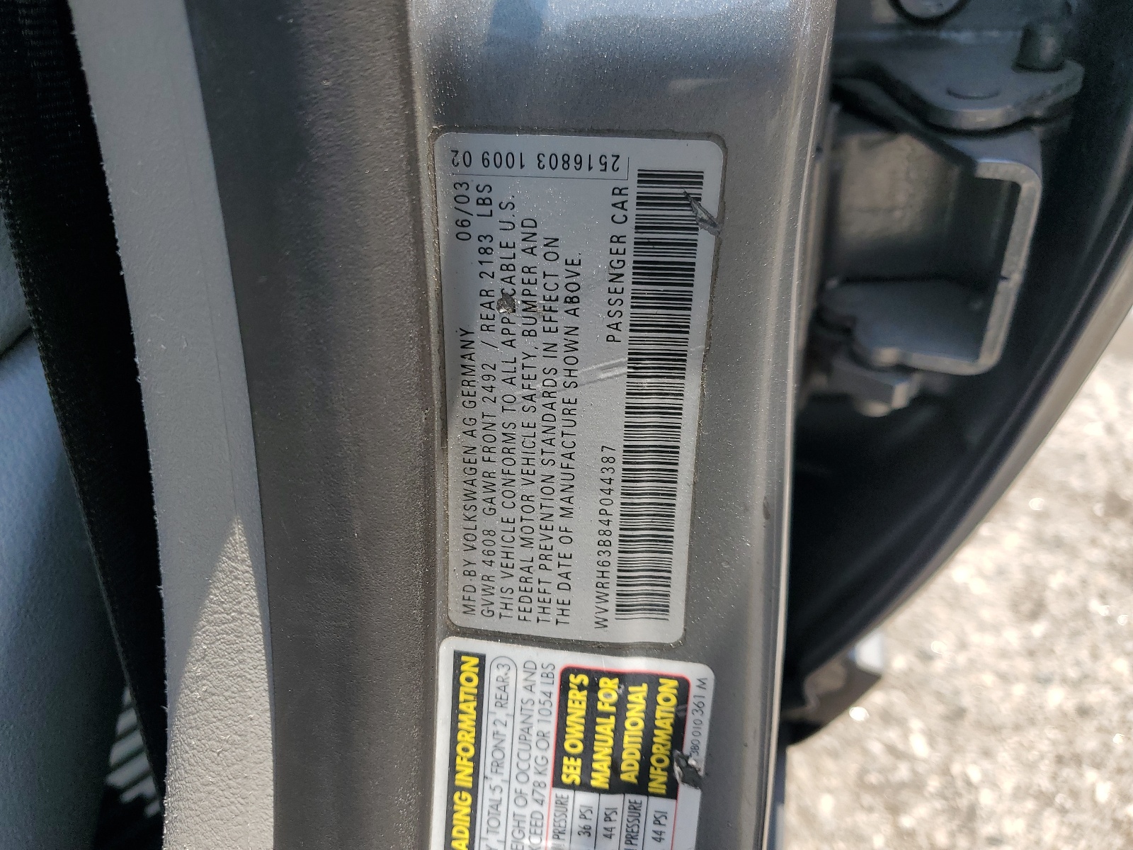 WVWRH63B84P044387 2004 Volkswagen Passat Glx