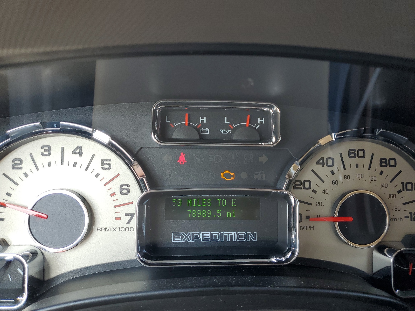 1FMFU18528LA53048 2008 Ford Expedition Eddie Bauer