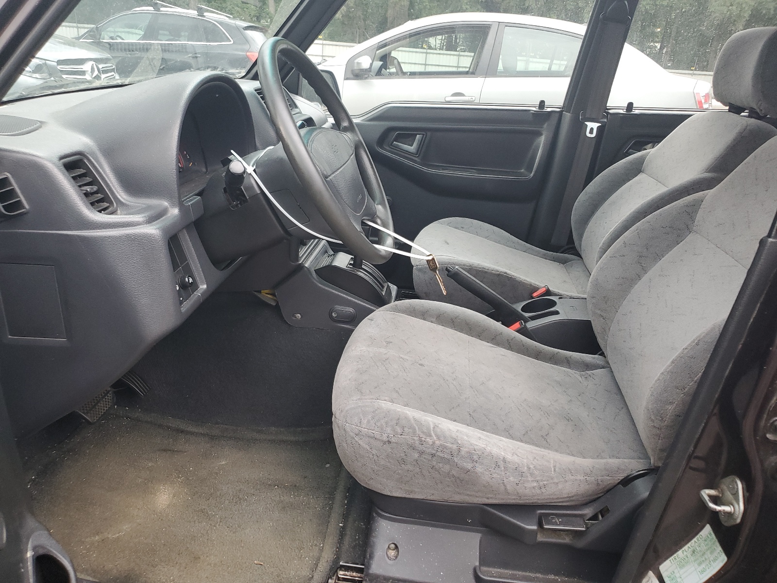 2CNBE1367W6919926 1998 Chevrolet Tracker