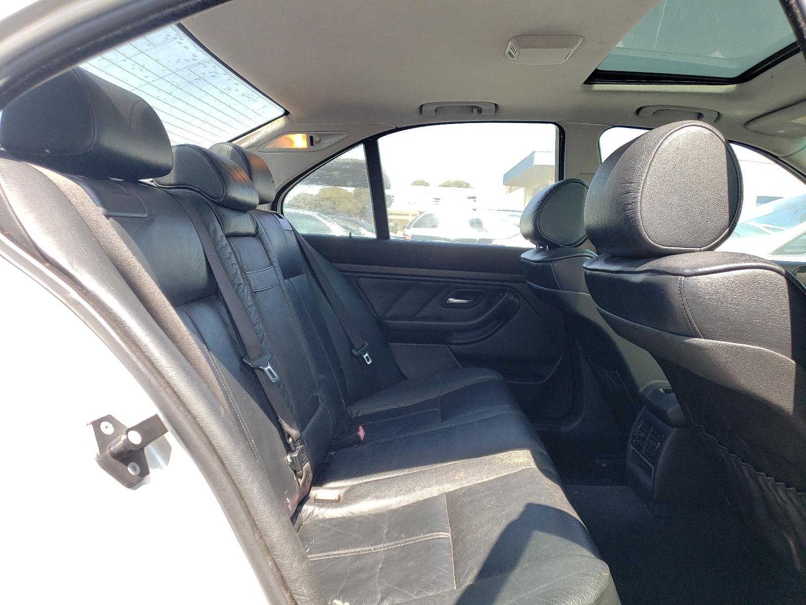 WBADM6342YGU14324 2000 BMW 528 I Automatic