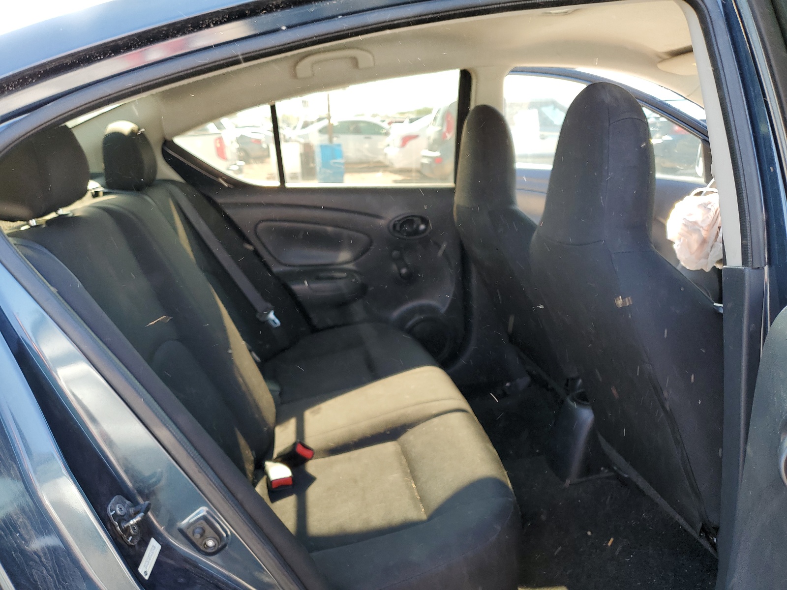 2016 Nissan Versa S vin: 3N1CN7AP7GL825438