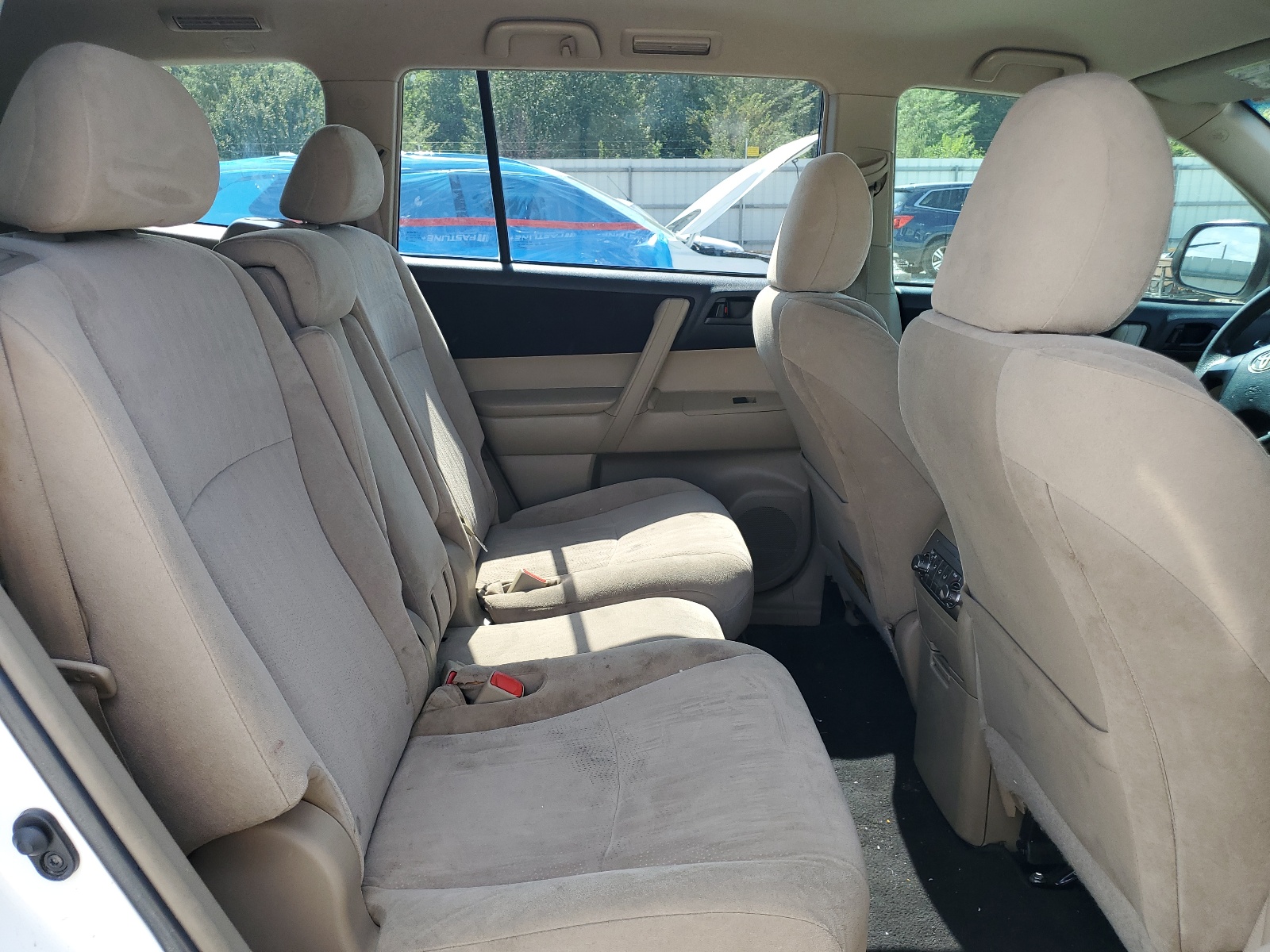 5TDZA3EH5CS024588 2012 Toyota Highlander Base