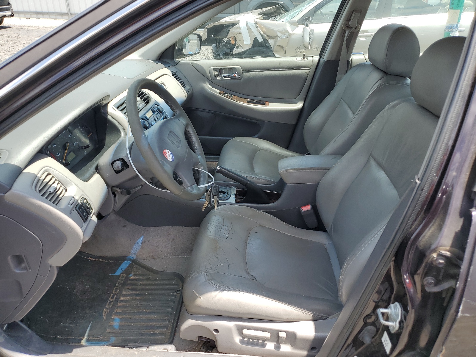1HGCG1655XA045362 1999 Honda Accord Ex