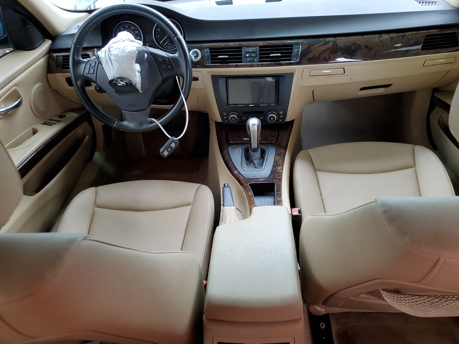 WBAVA33597KX70334 2007 BMW 328 I