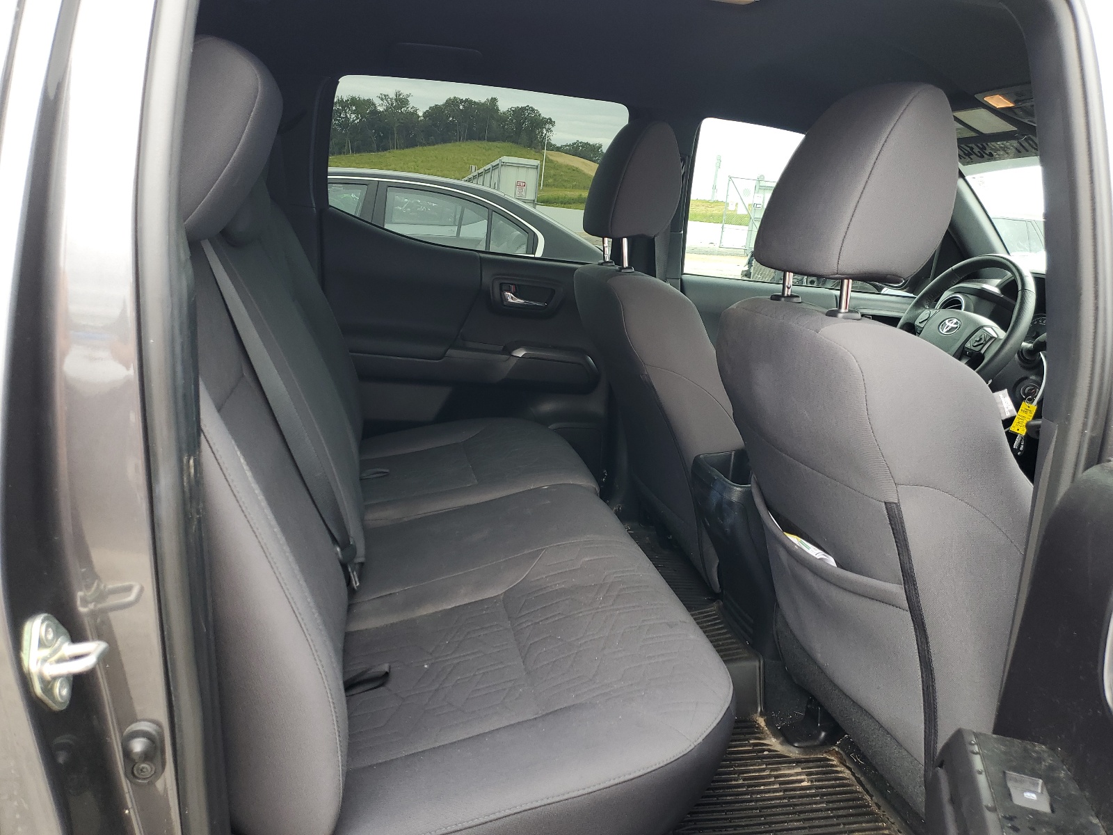 5TFCZ5AN8KX211371 2019 Toyota Tacoma Double Cab