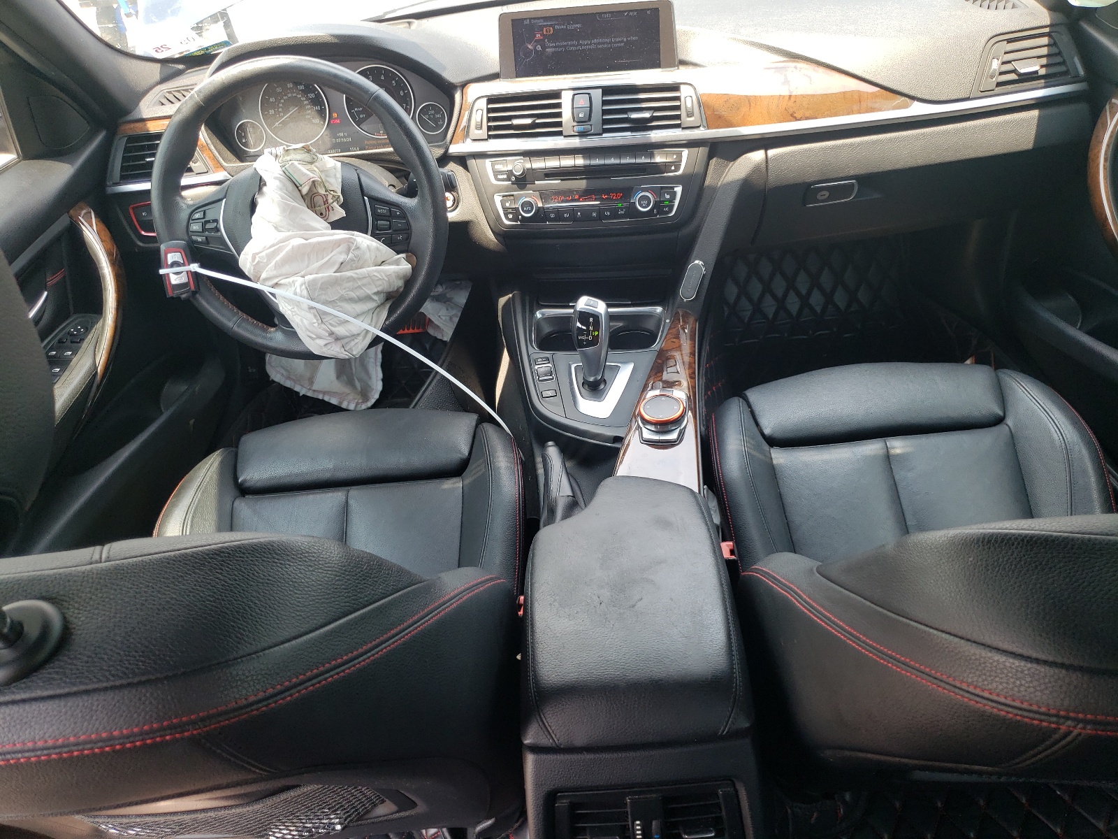 WBA3B3G52FNT19001 2015 BMW 328 Xi