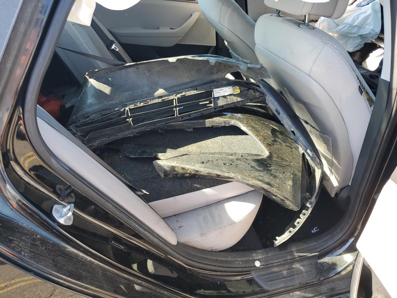 2015 Hyundai Sonata Se VIN: 5NPE24AF6FH260098 Lot: 61540194