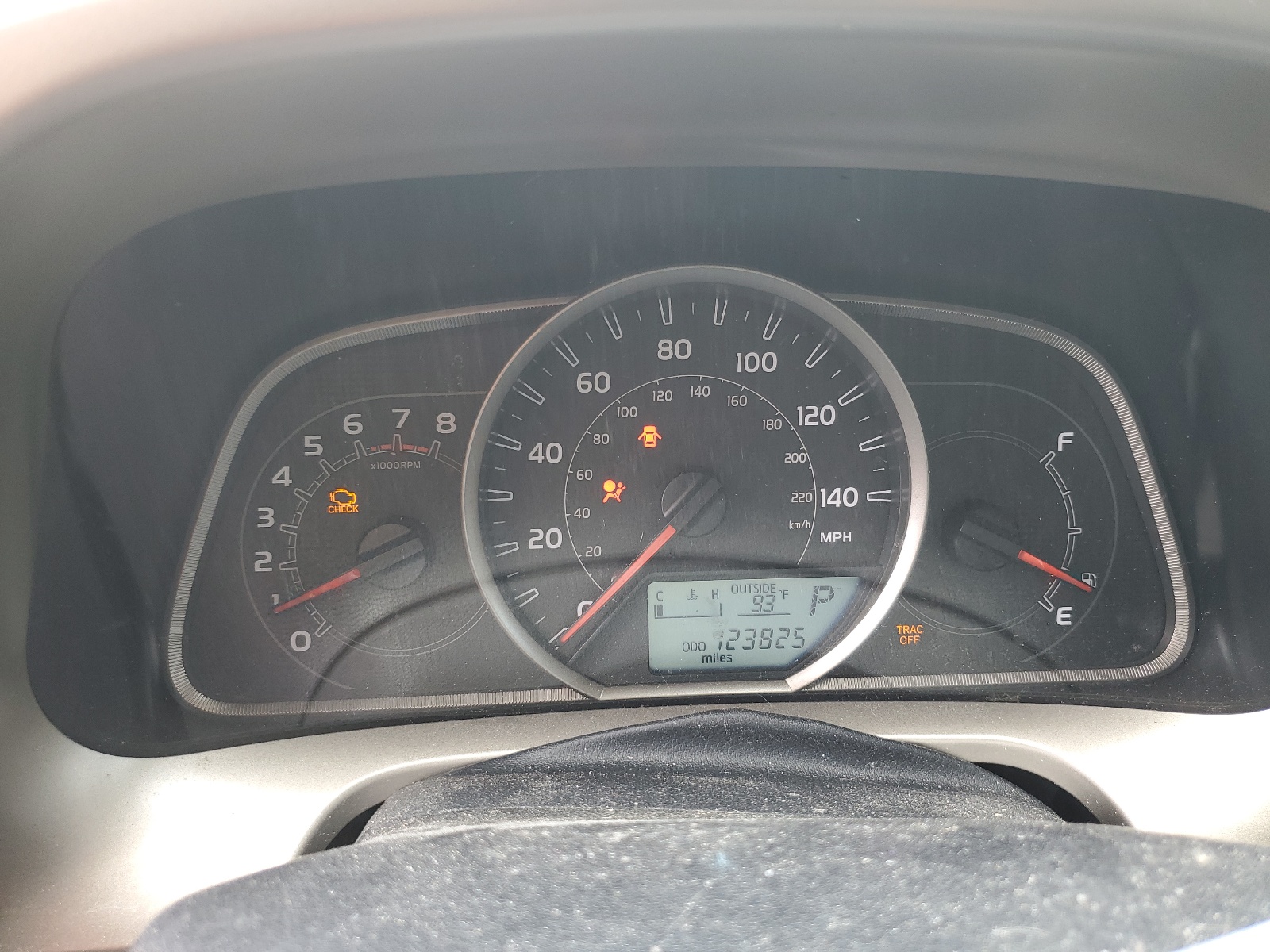 JTMWFREV0ED026129 2014 Toyota Rav4 Xle