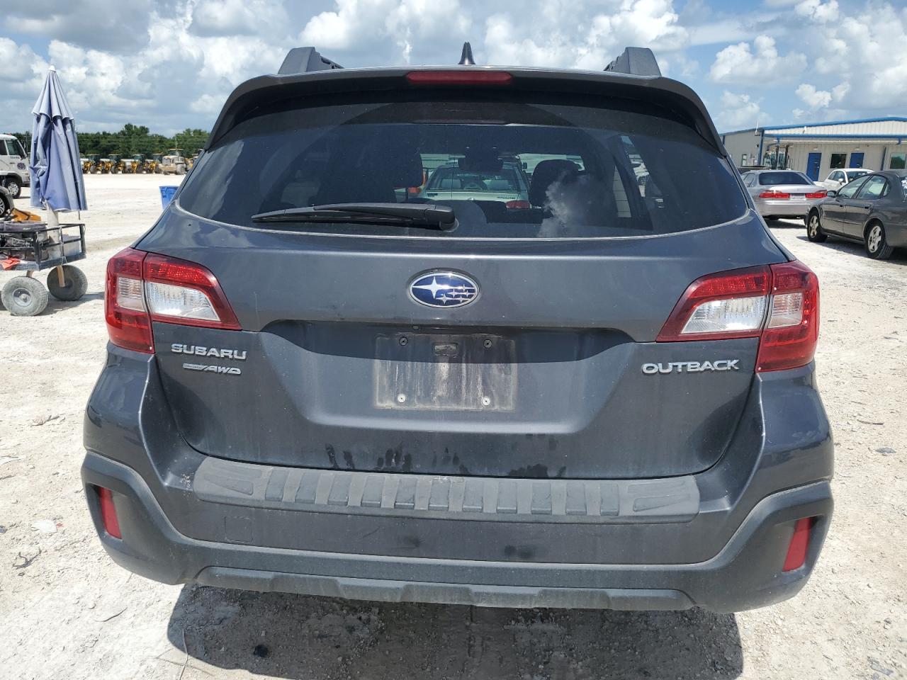 2018 Subaru Outback 2.5I Premium VIN: 4S4BSACC9J3283637 Lot: 61899544