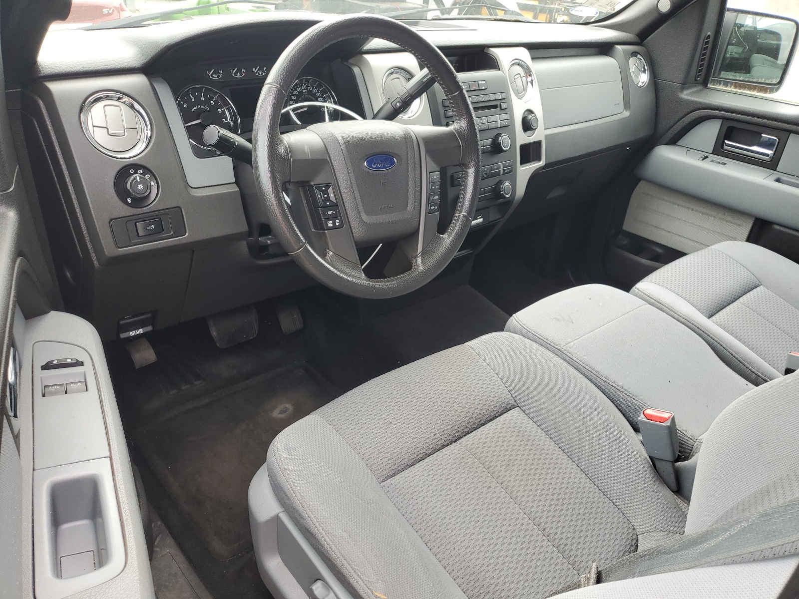 2012 Ford F150 vin: 1FTMF1EM6CKD20823