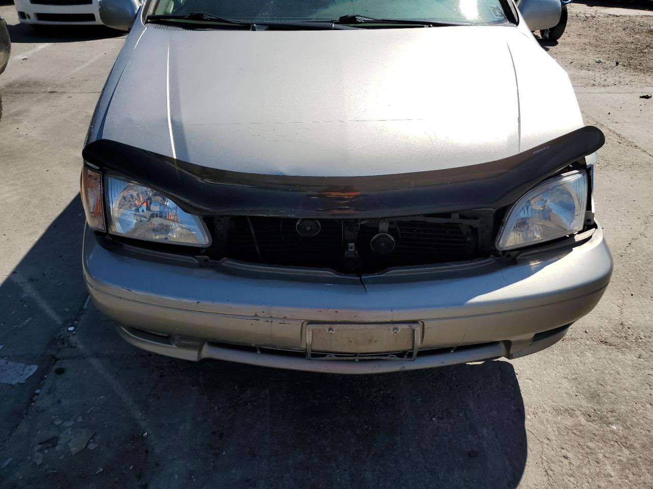 2001 Toyota Sienna Le VIN: 4T3ZF13C01U338755 Lot: 62175454