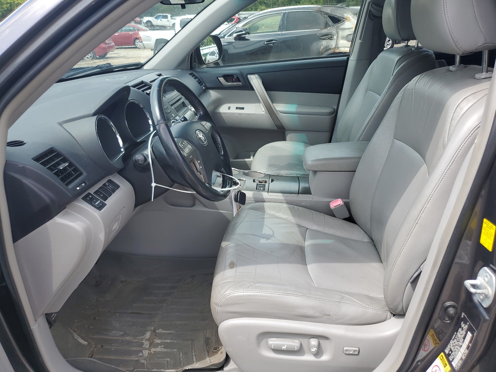 JTEES43A092139697 2009 Toyota Highlander Sport