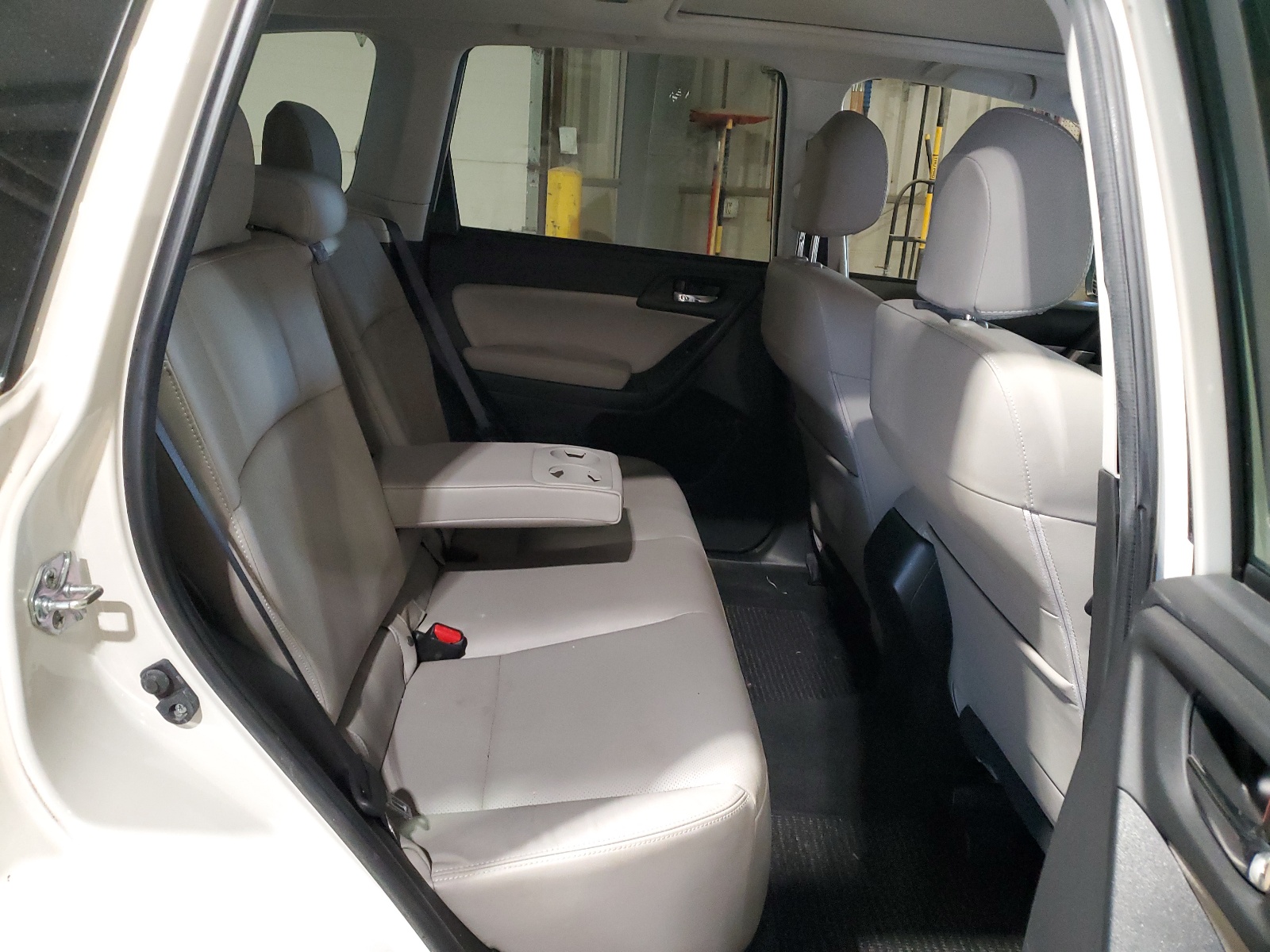 JF2SJAHC3FH818778 2015 Subaru Forester 2.5I Limited