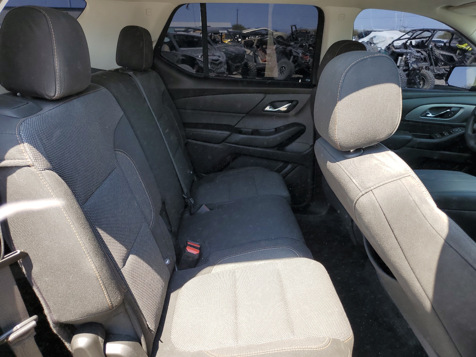 1GNERFKW0KJ173697 2019 Chevrolet Traverse Ls