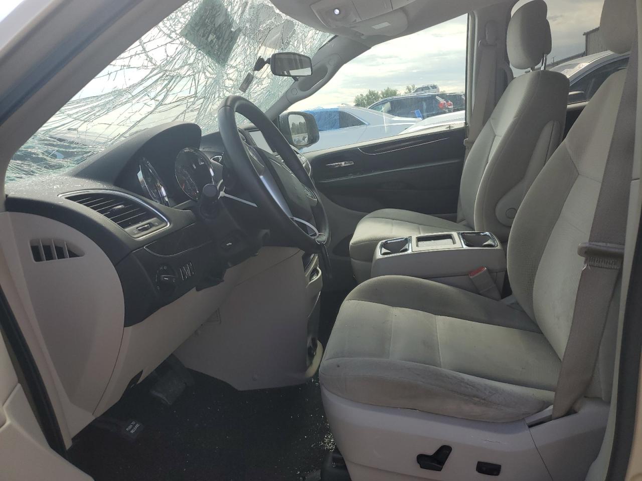 2011 Chrysler Town & Country Touring VIN: 2A4RR5DG5BR633629 Lot: 61246494