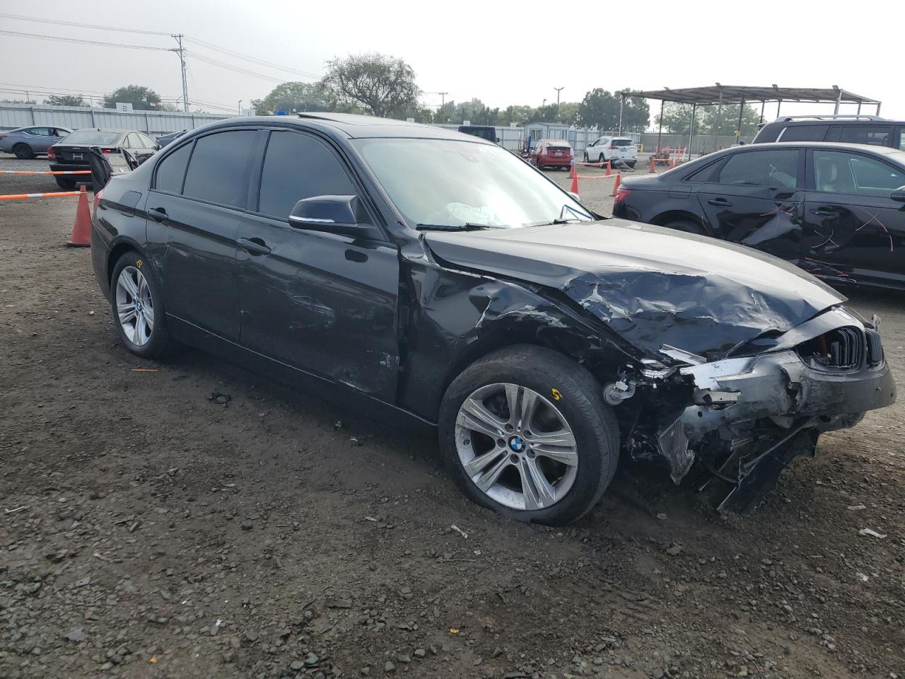 VIN WBA8E9C52GK603883 2016 BMW 3 SERIES no.4