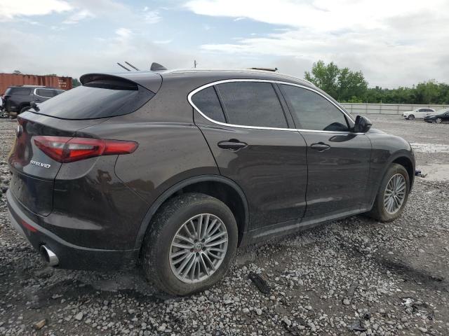 ZASFAKAN7J7B77965 | 2018 Alfa Romeo stelvio