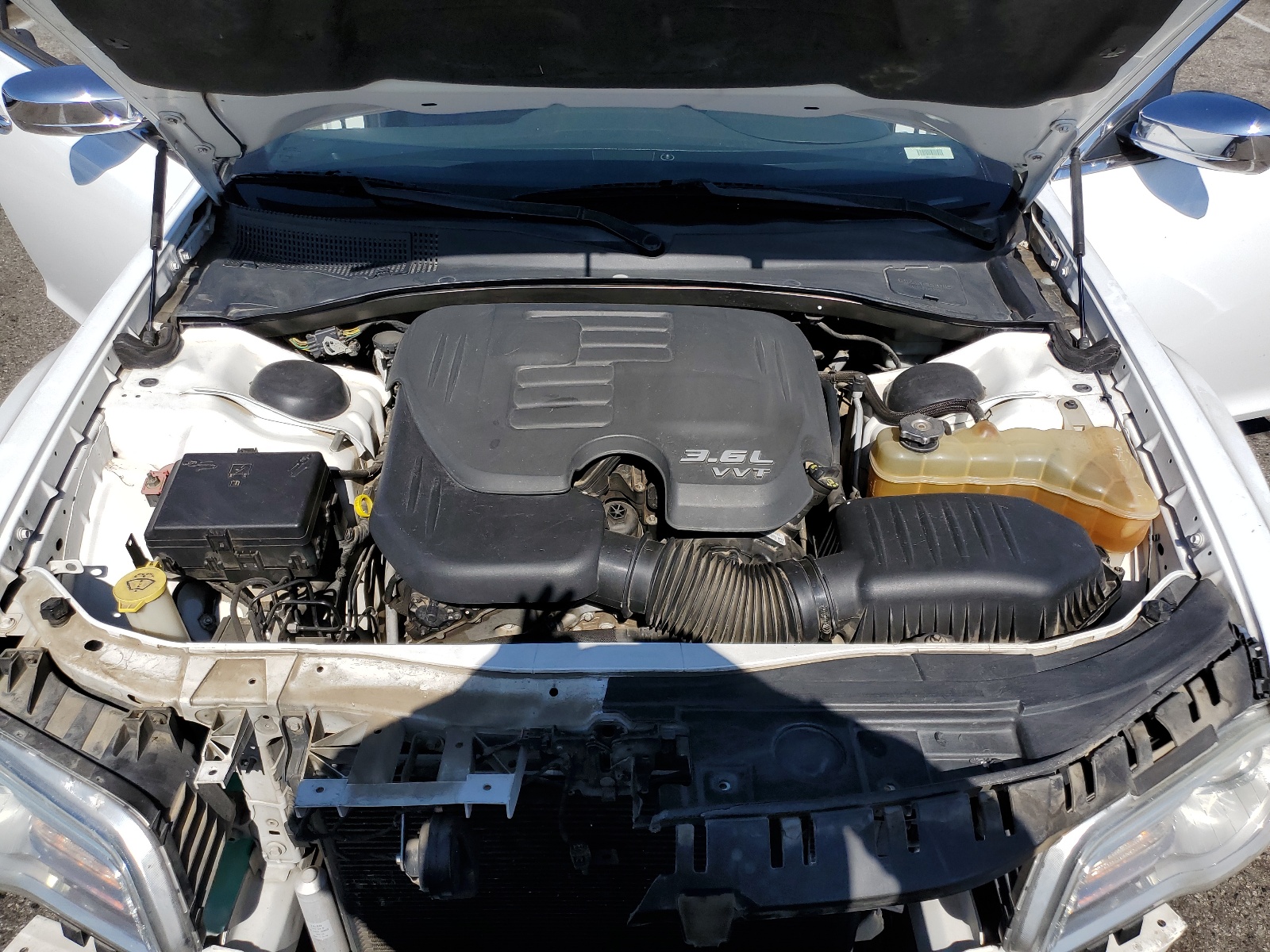 2C3CA5CG8BH531238 2011 Chrysler 300 Limited